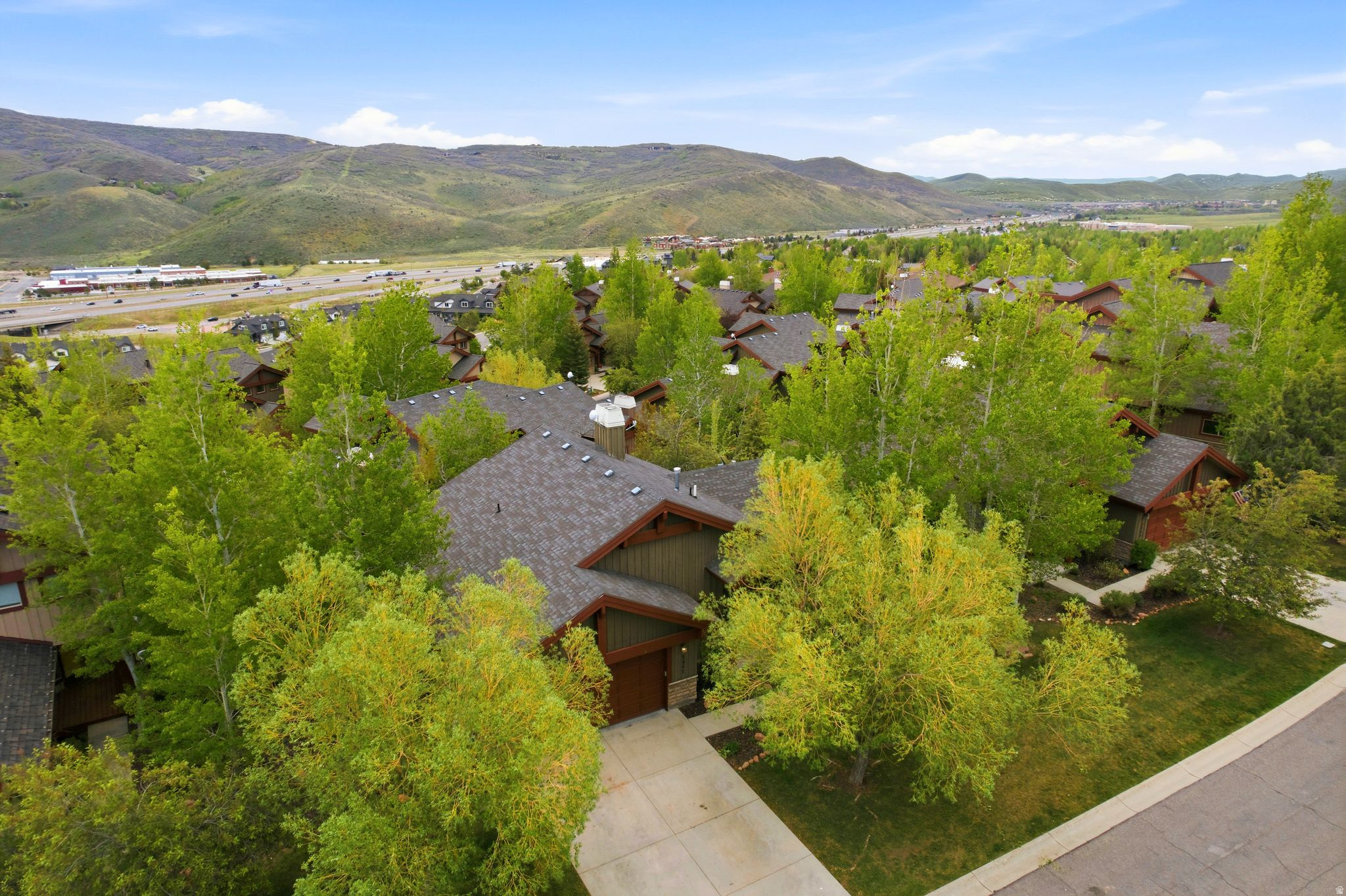 CEDAR RIDGE AT QUARRY JUNCTION SUB - Residential