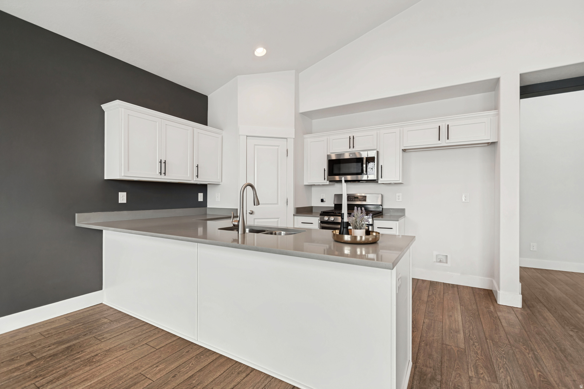 BENSON MILLS TOWNHOMES - Residential