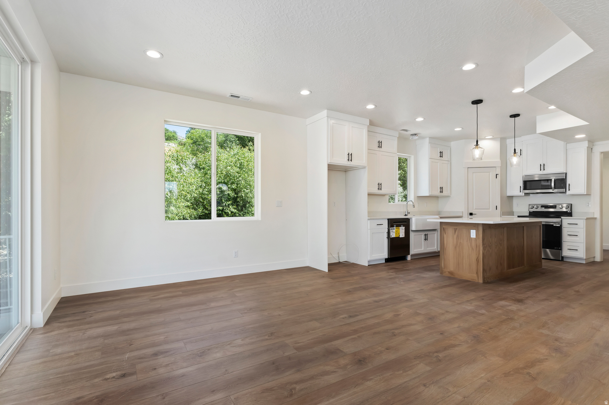MILL POND - Residential
