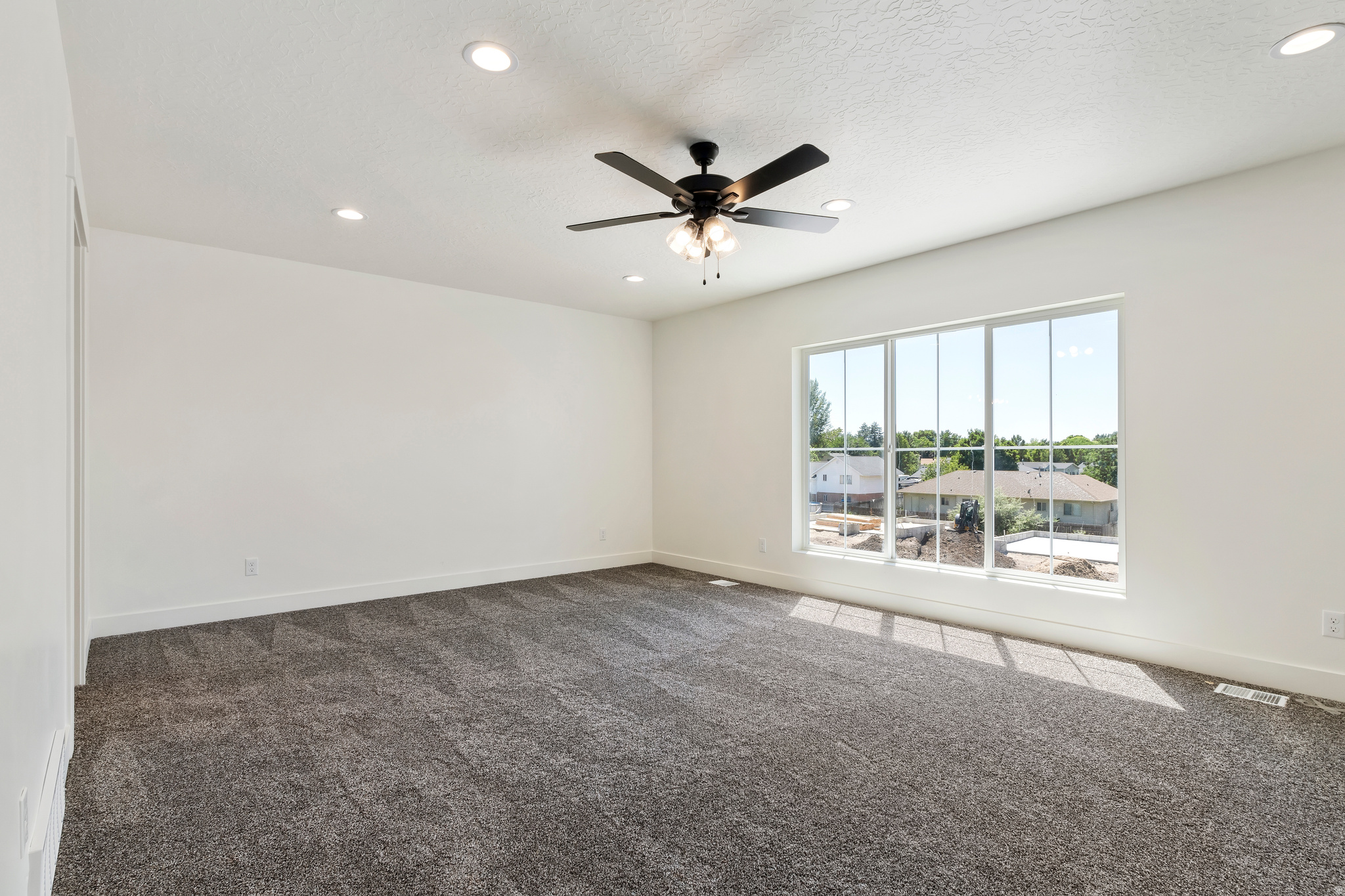 MILL POND - Residential