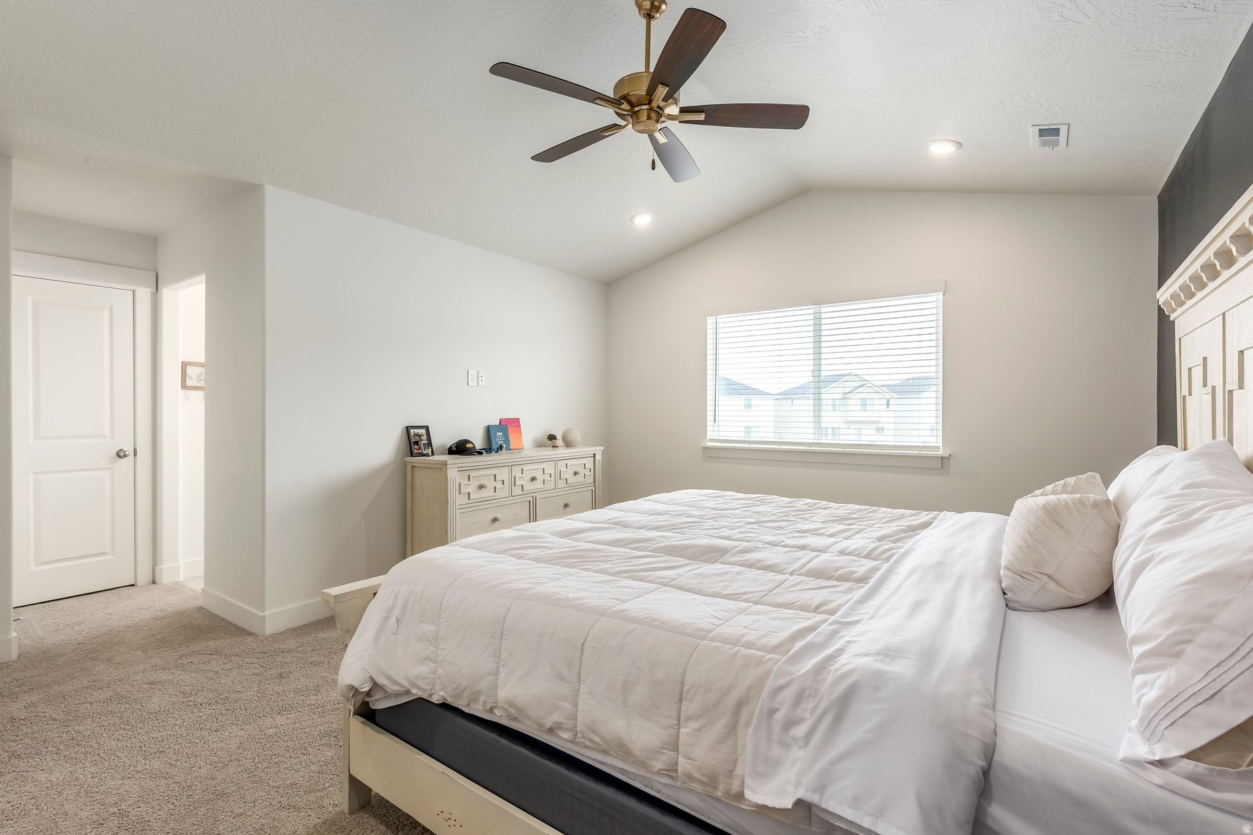 HARMONY 2 - Residential