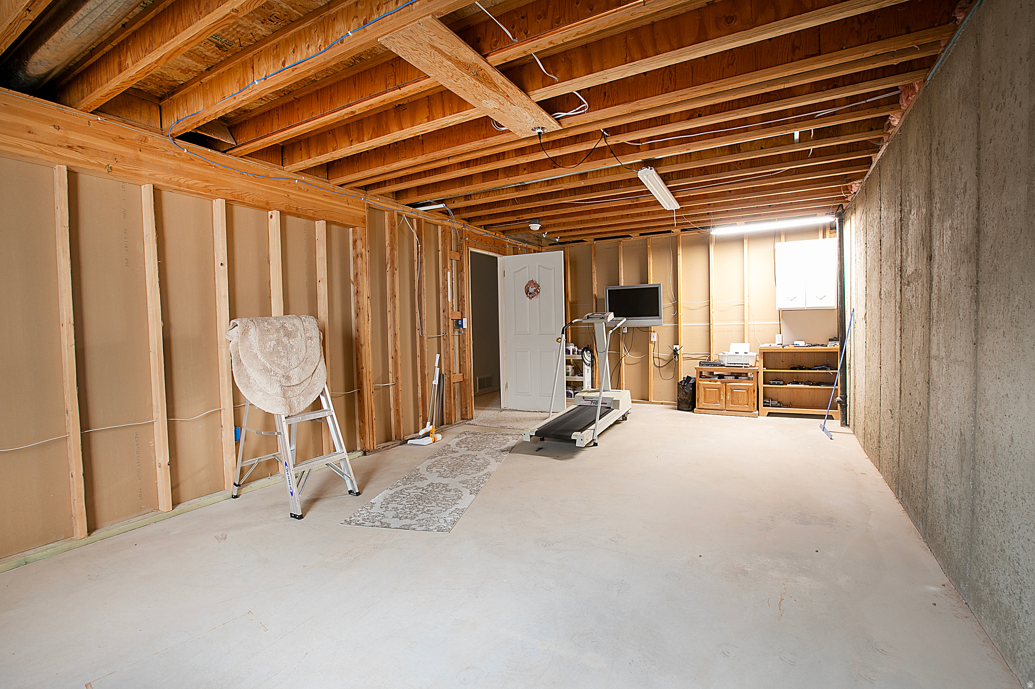 CHIMNEY HILLS - Residential