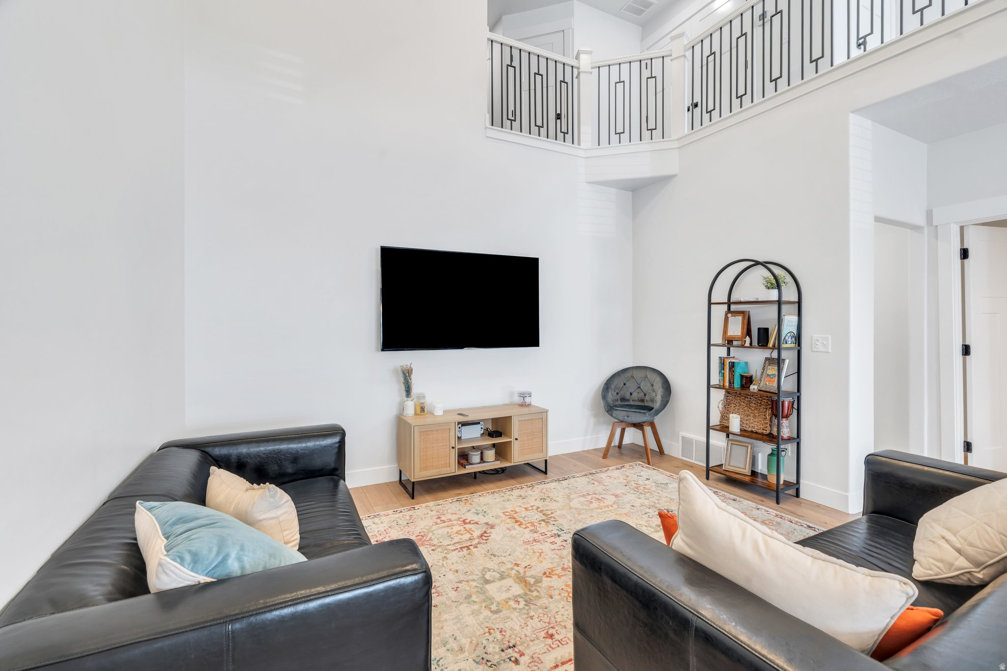 WILLOW POINT - Residential