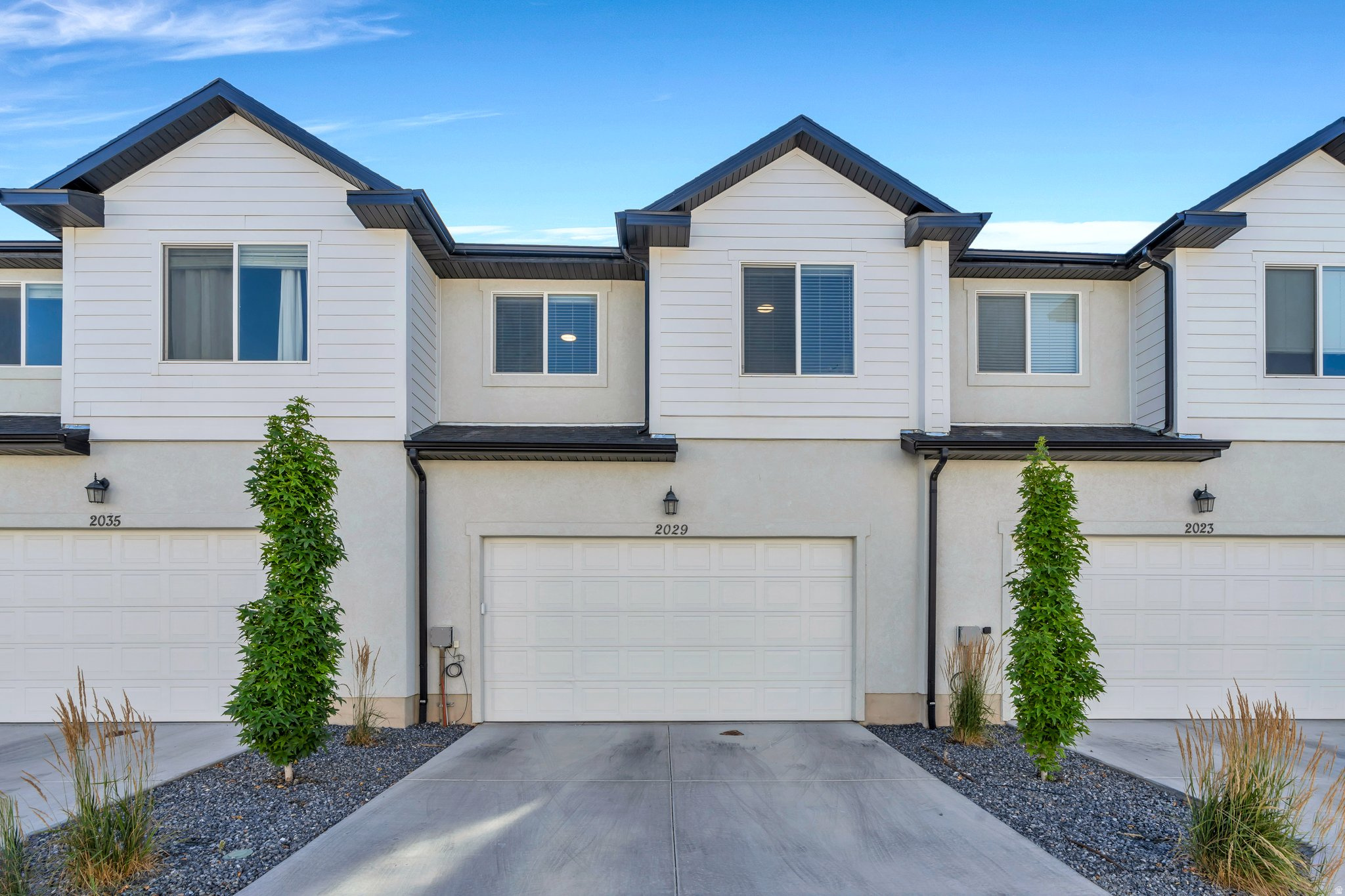 WILLOW POINT - Residential
