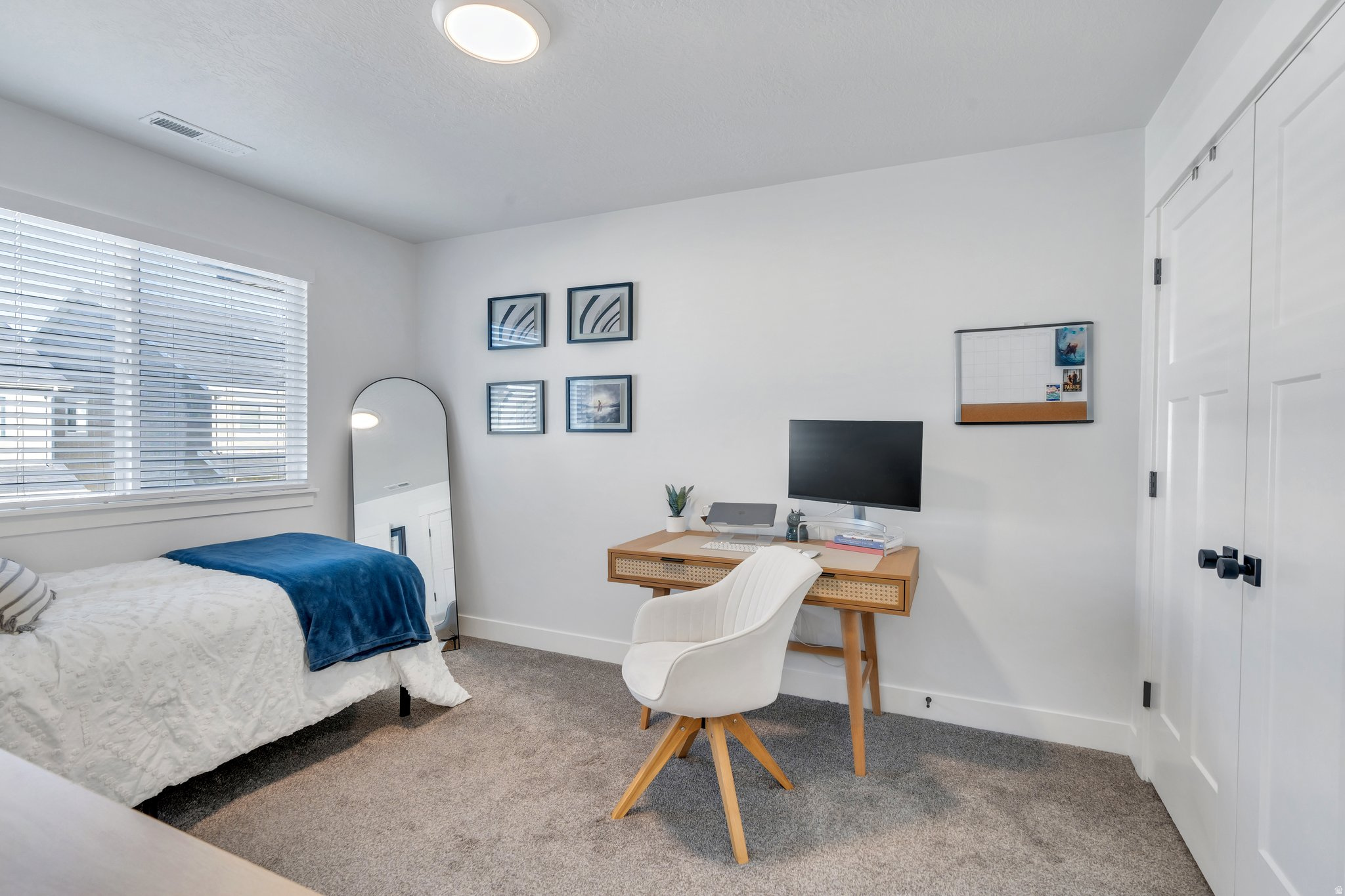 WILLOW POINT - Residential