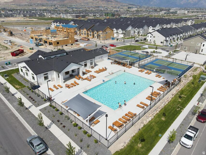 WILLOW POINT - Residential