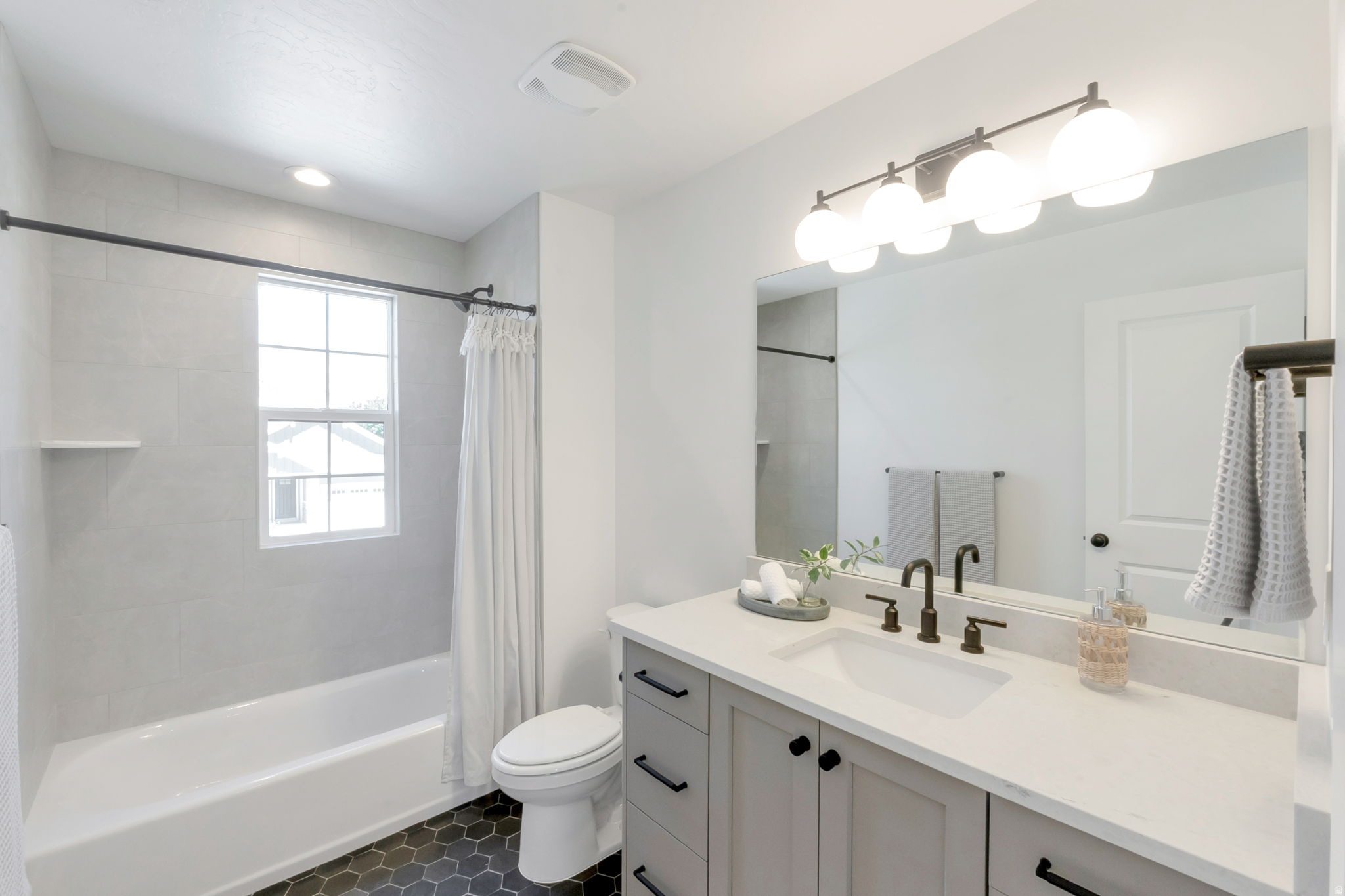 LEHI TERRACE - Residential