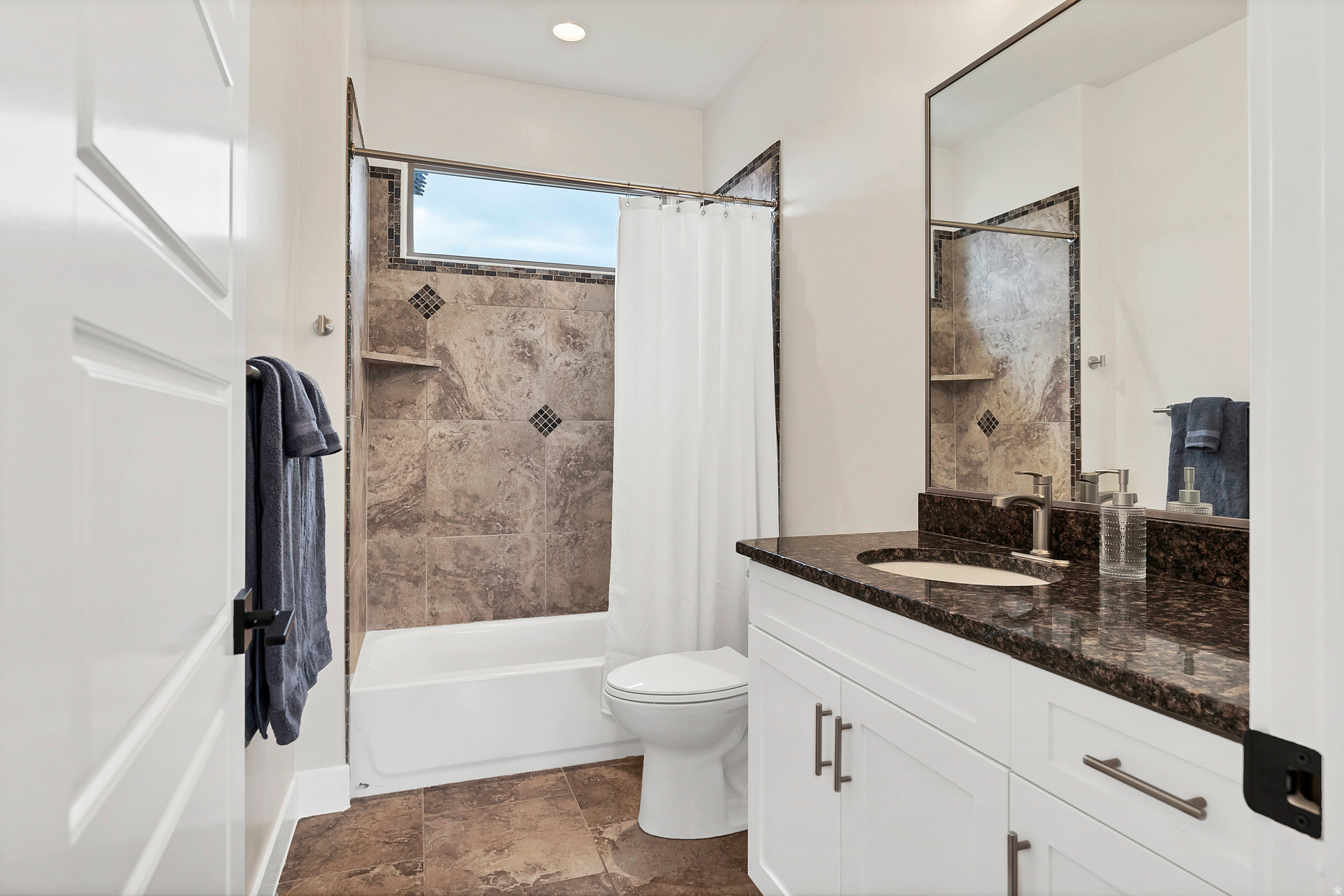 BROOKHAVEN FIELDS PH 1 - Residential