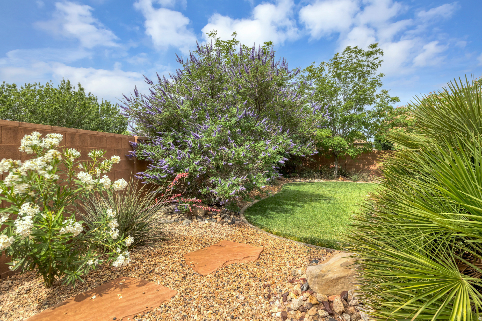 BROOKHAVEN FIELDS PH 1 - Residential