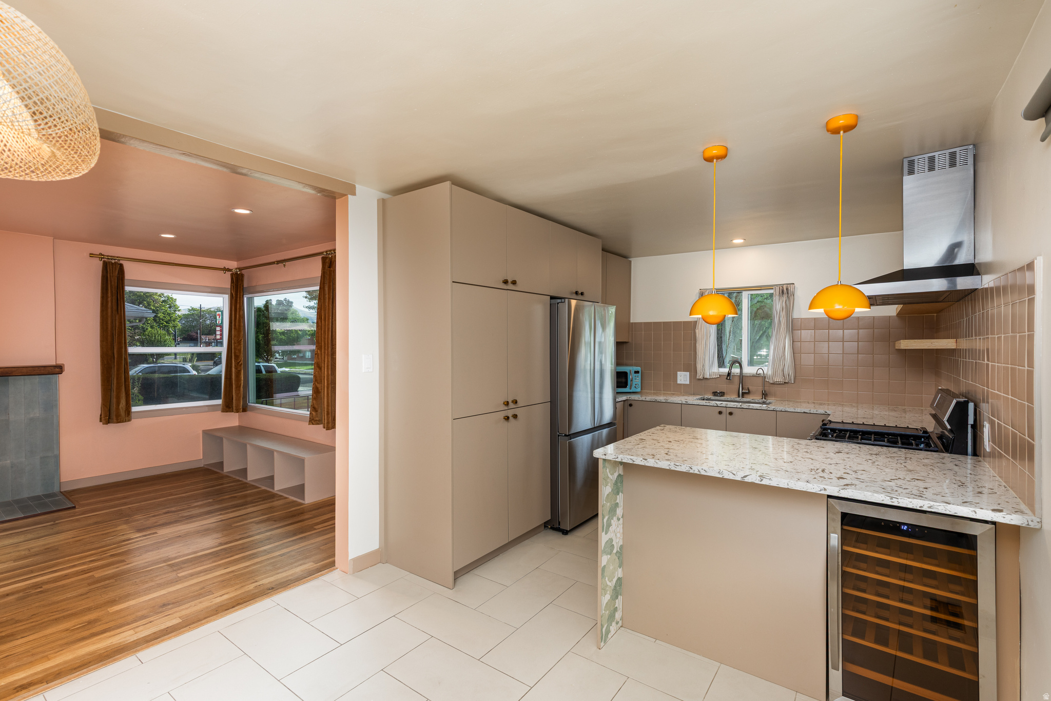 SOUTH SALT LAKE SUB - Residential
