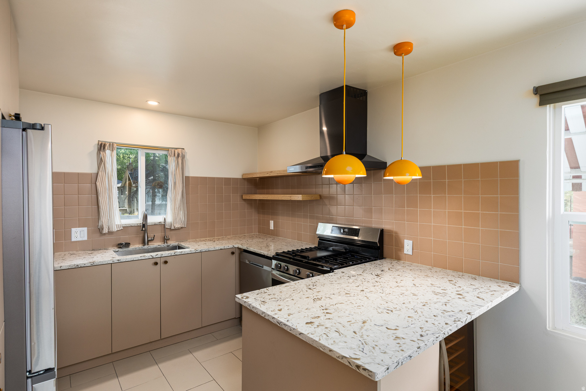SOUTH SALT LAKE SUB - Residential