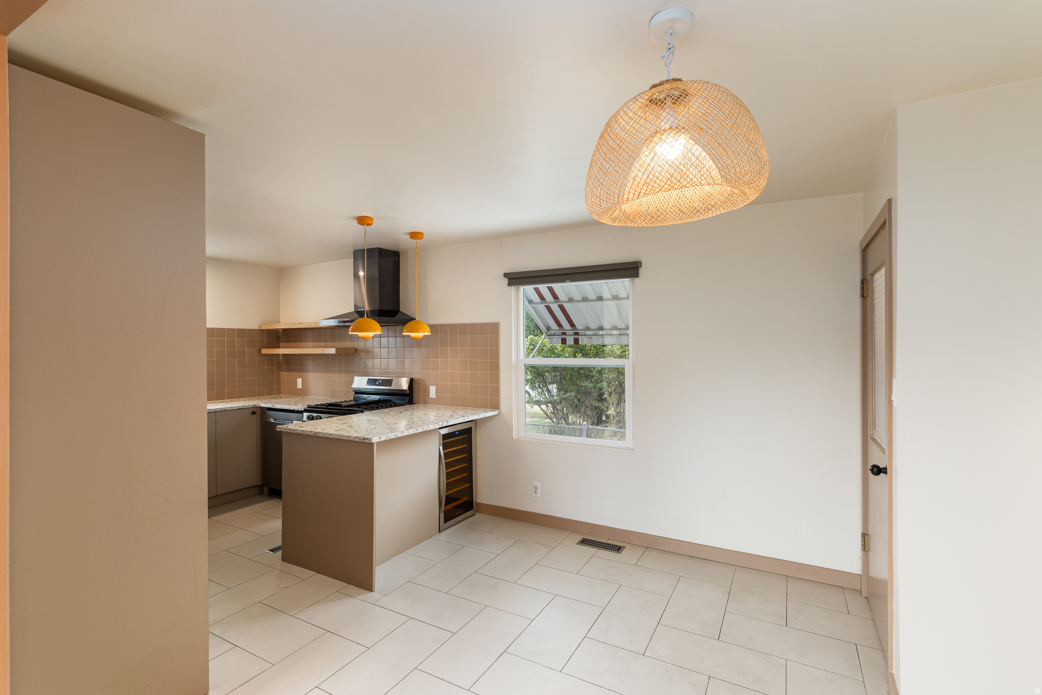 SOUTH SALT LAKE SUB - Residential