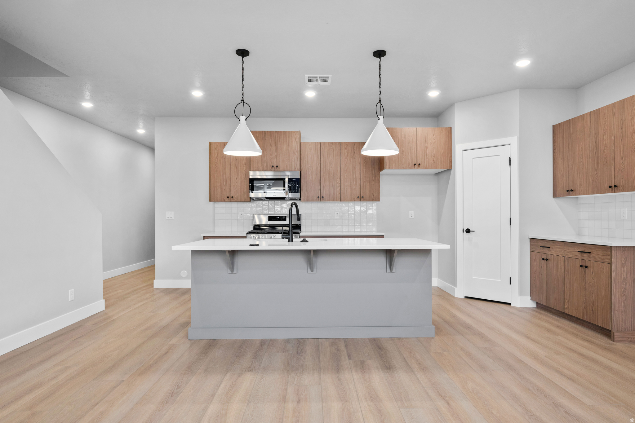 RISE AT CORAL CANYON - Residential
