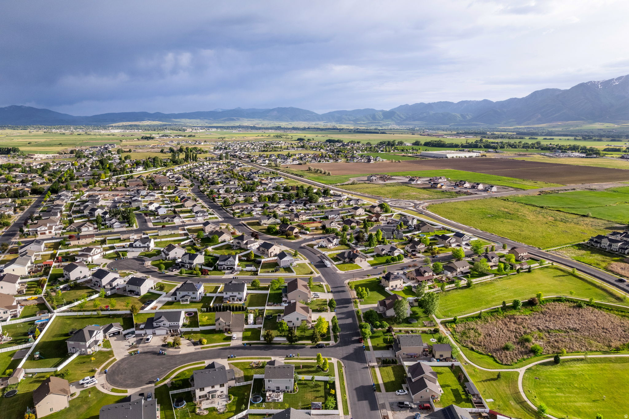 SUNRISE MEADOWS - Residential