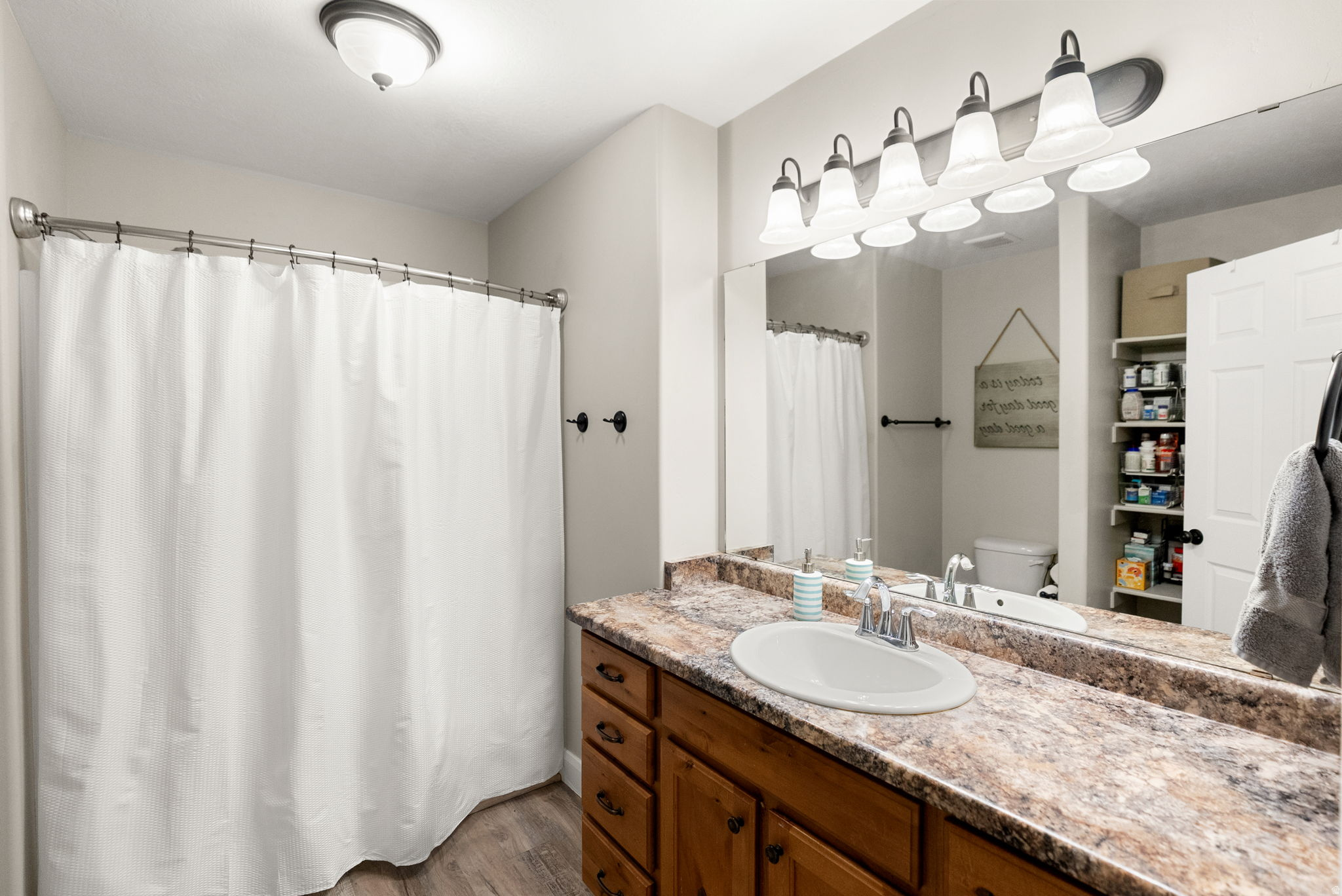 SUNRISE MEADOWS - Residential