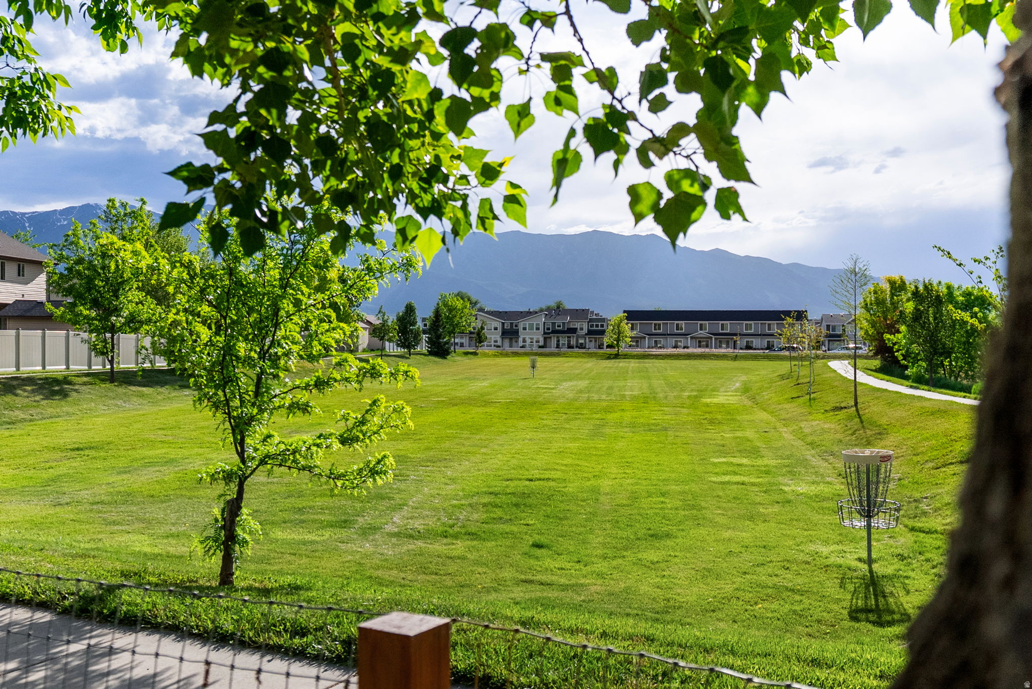 SUNRISE MEADOWS - Residential