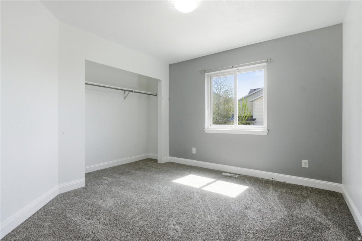 EAST MOUNTAIN ESTATES - Residential