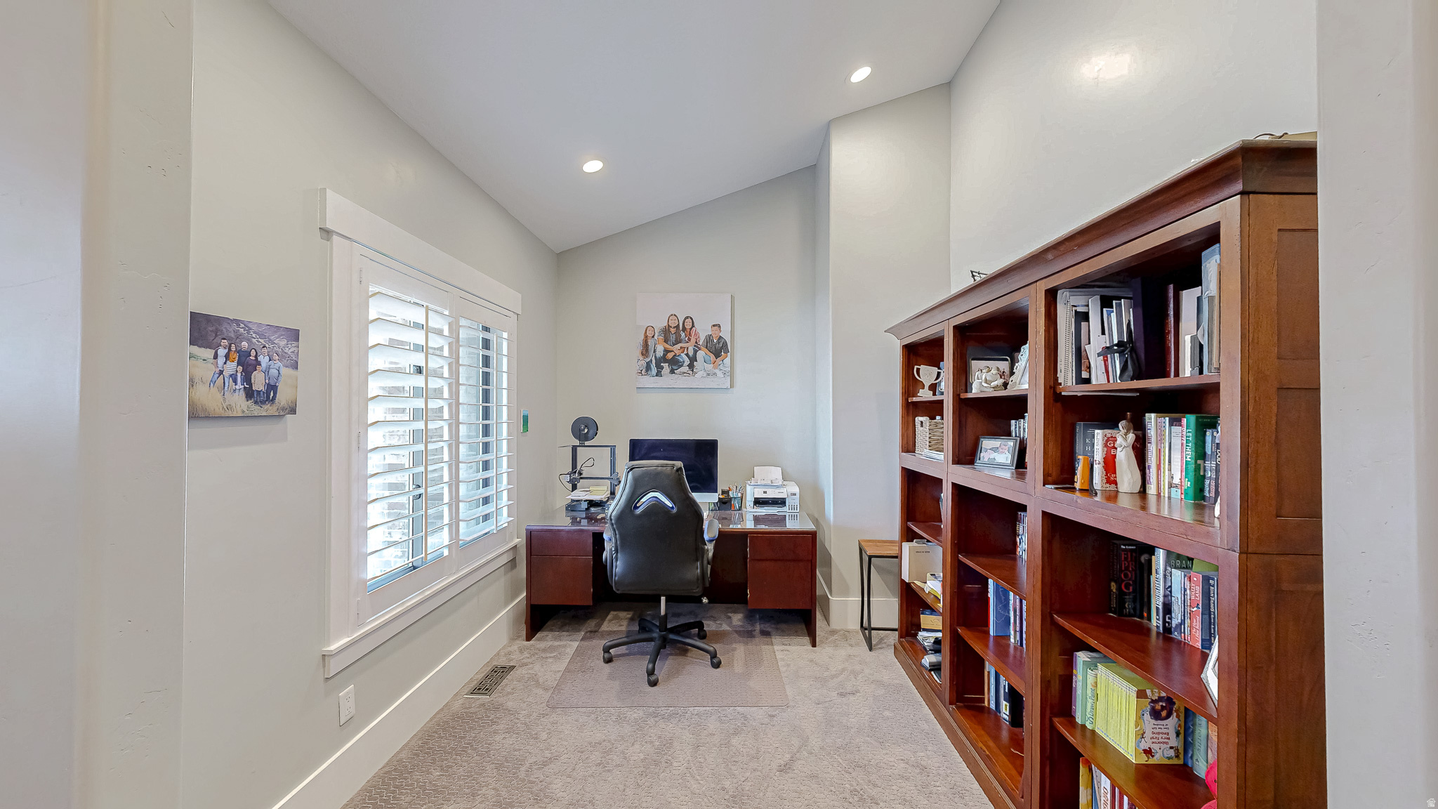 MOUNTAIN VIEW - Residential