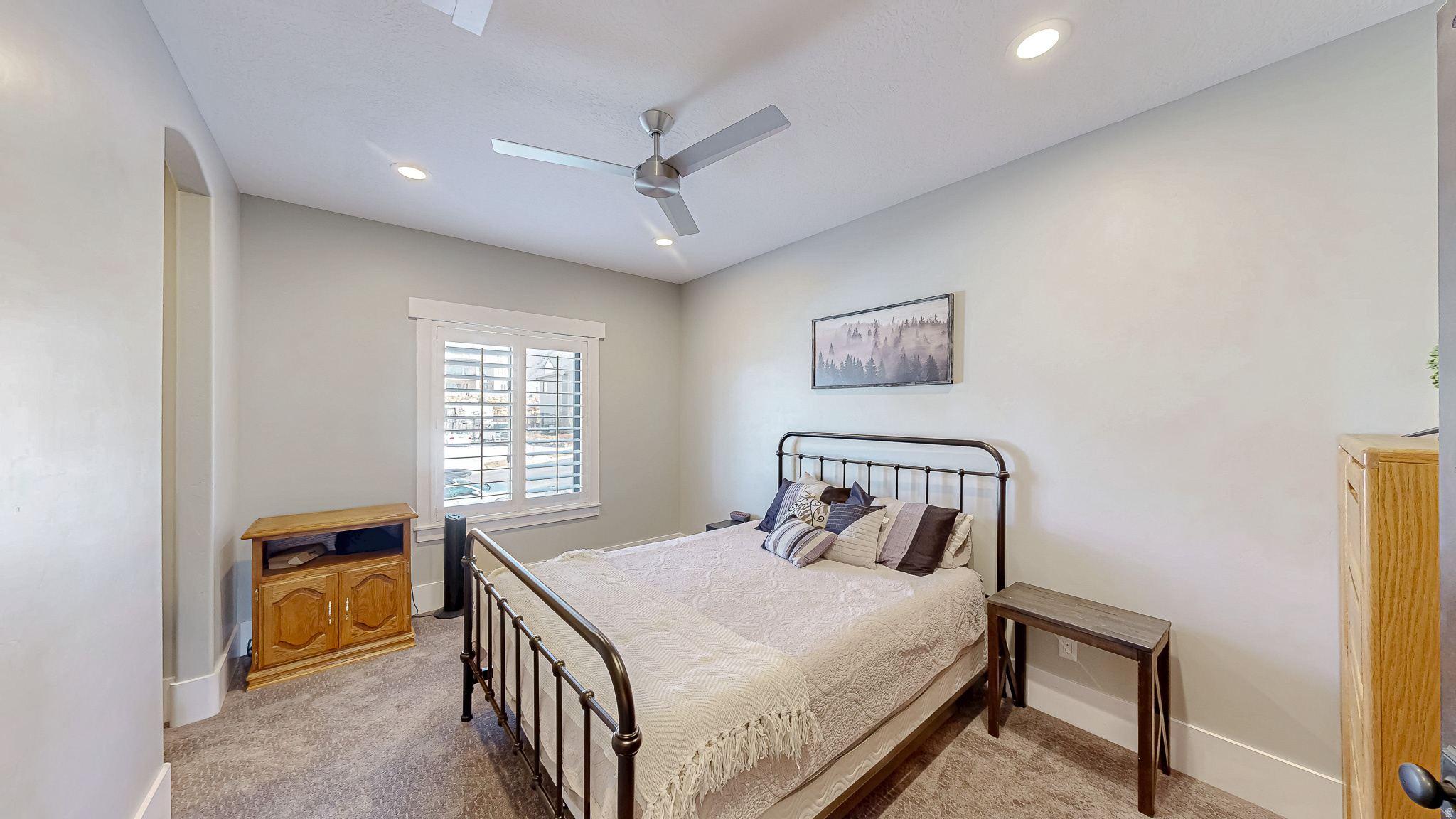 MOUNTAIN VIEW - Residential