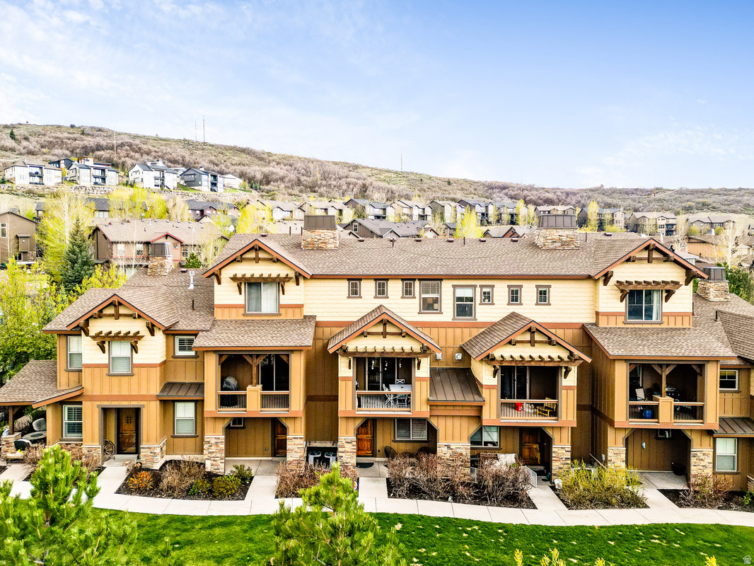 PARKS EDGE - Residential