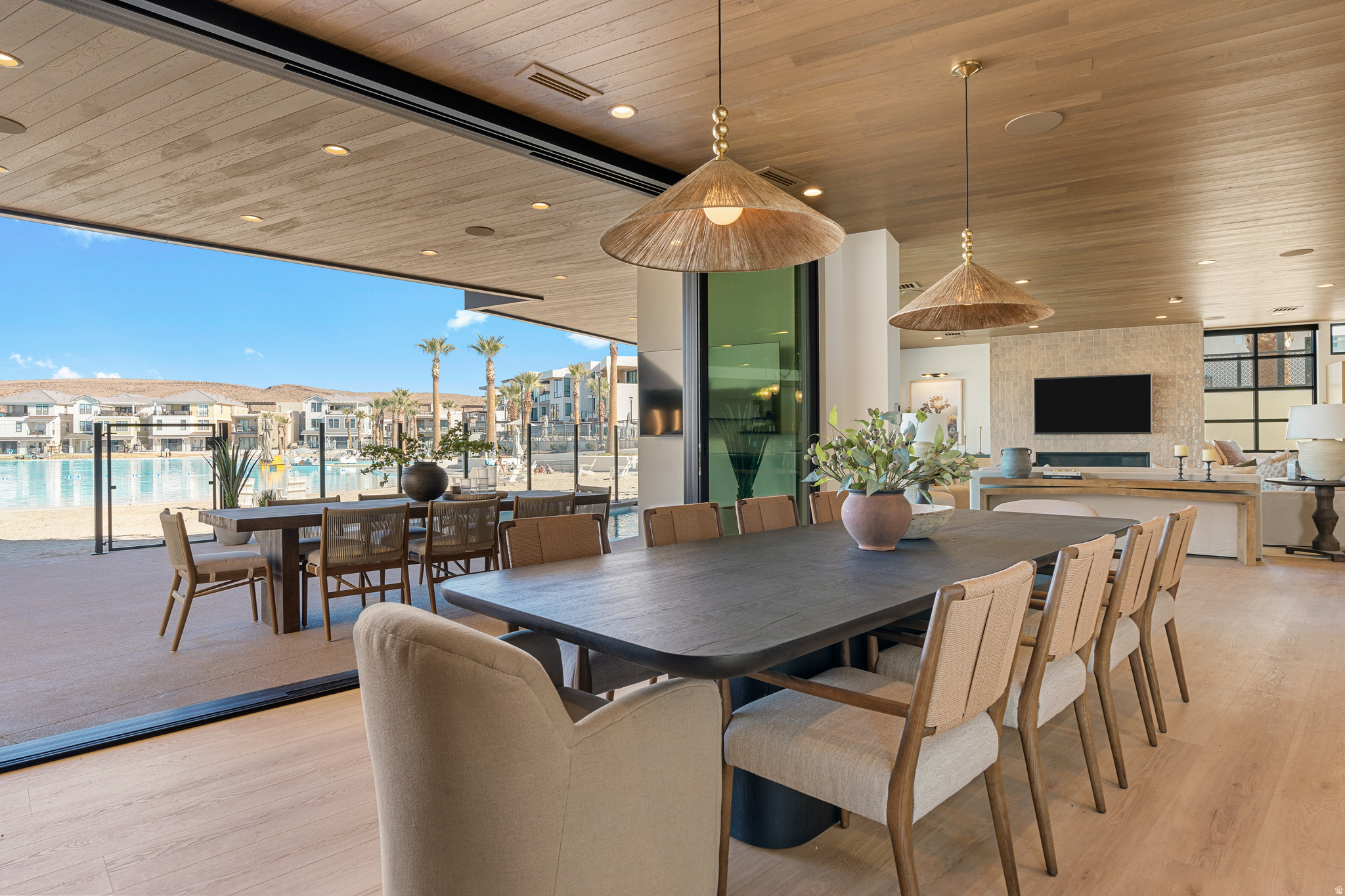 WATERS EDGE AT DESERT COLOR SHORES - Residential