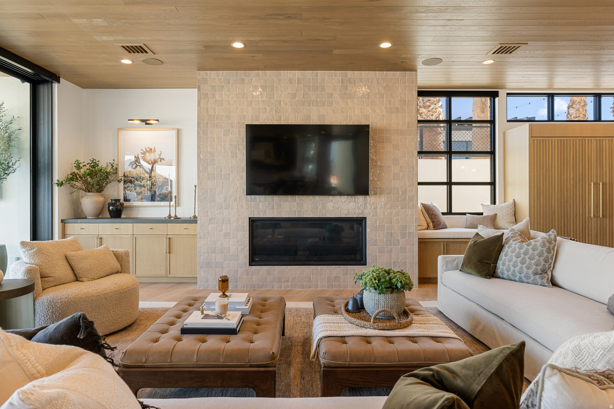 WATERS EDGE AT DESERT COLOR SHORES - Residential