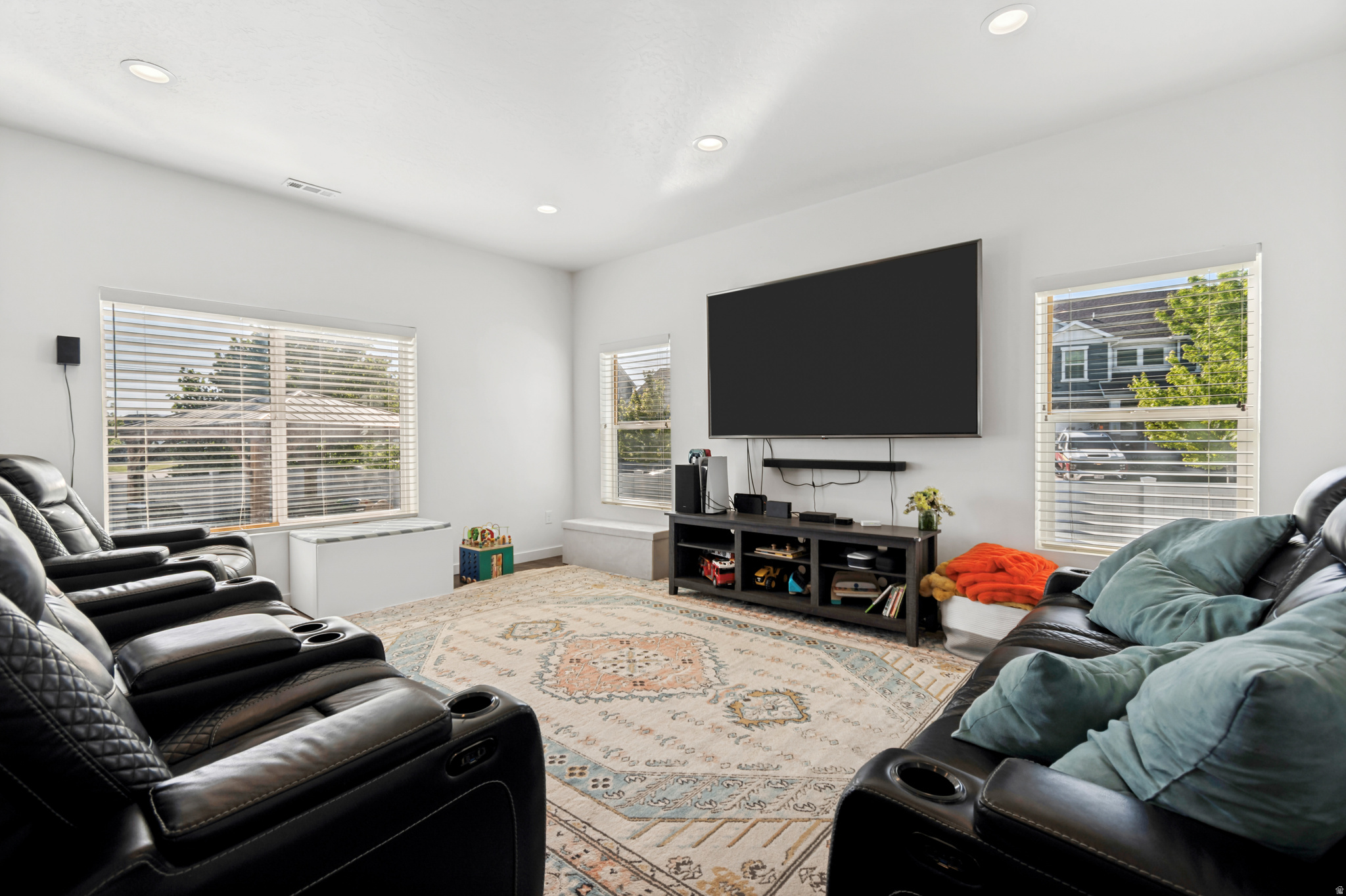 LEGACY FARMS - Residential