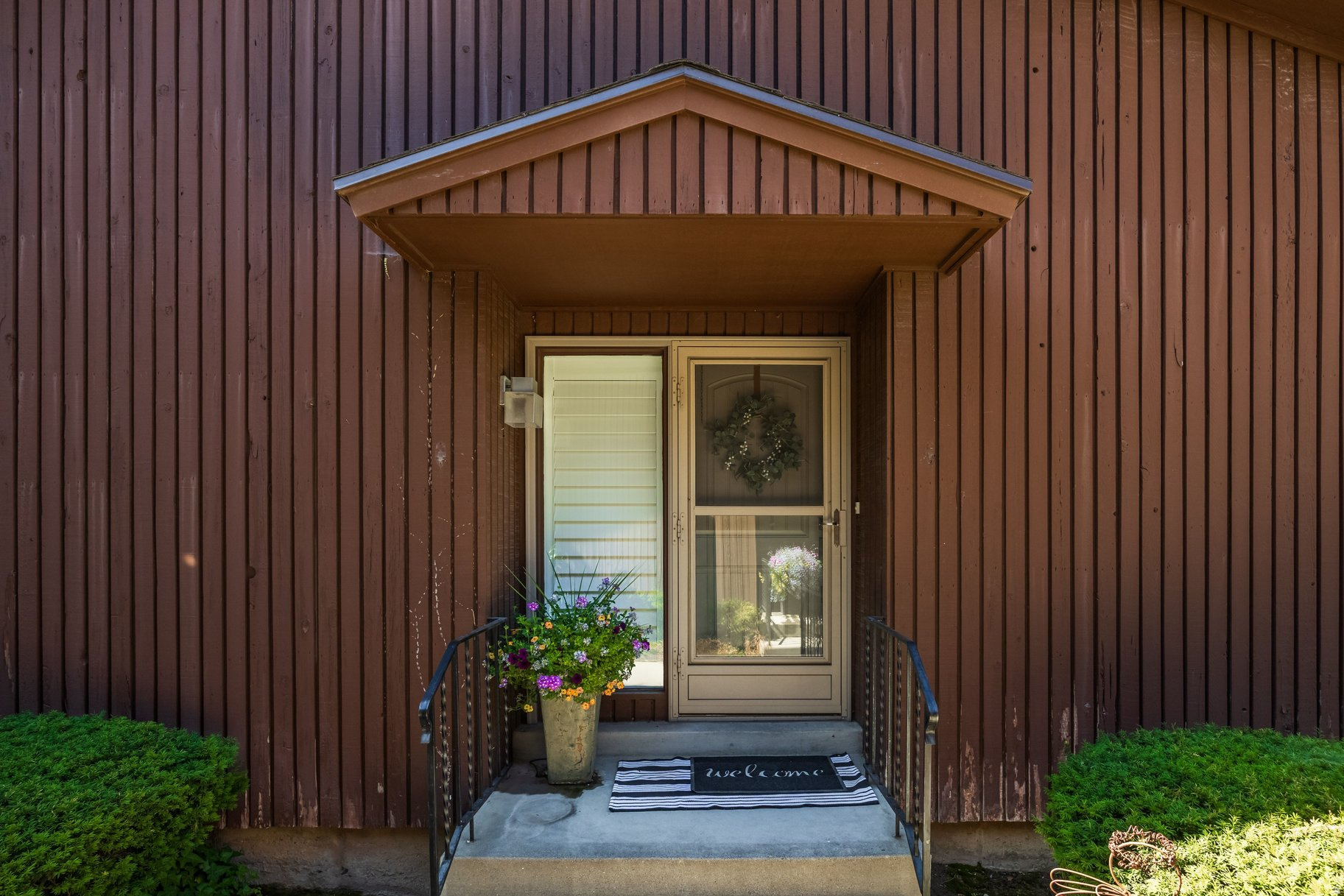 CAPSTONE - Residential