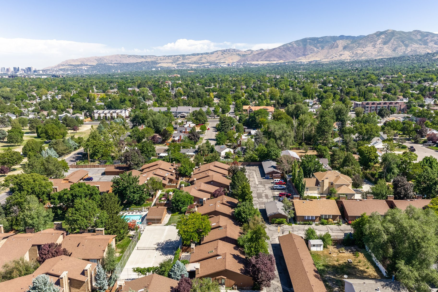 CAPSTONE - Residential