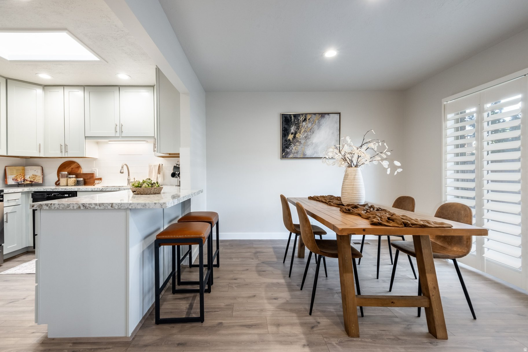 CAPSTONE - Residential