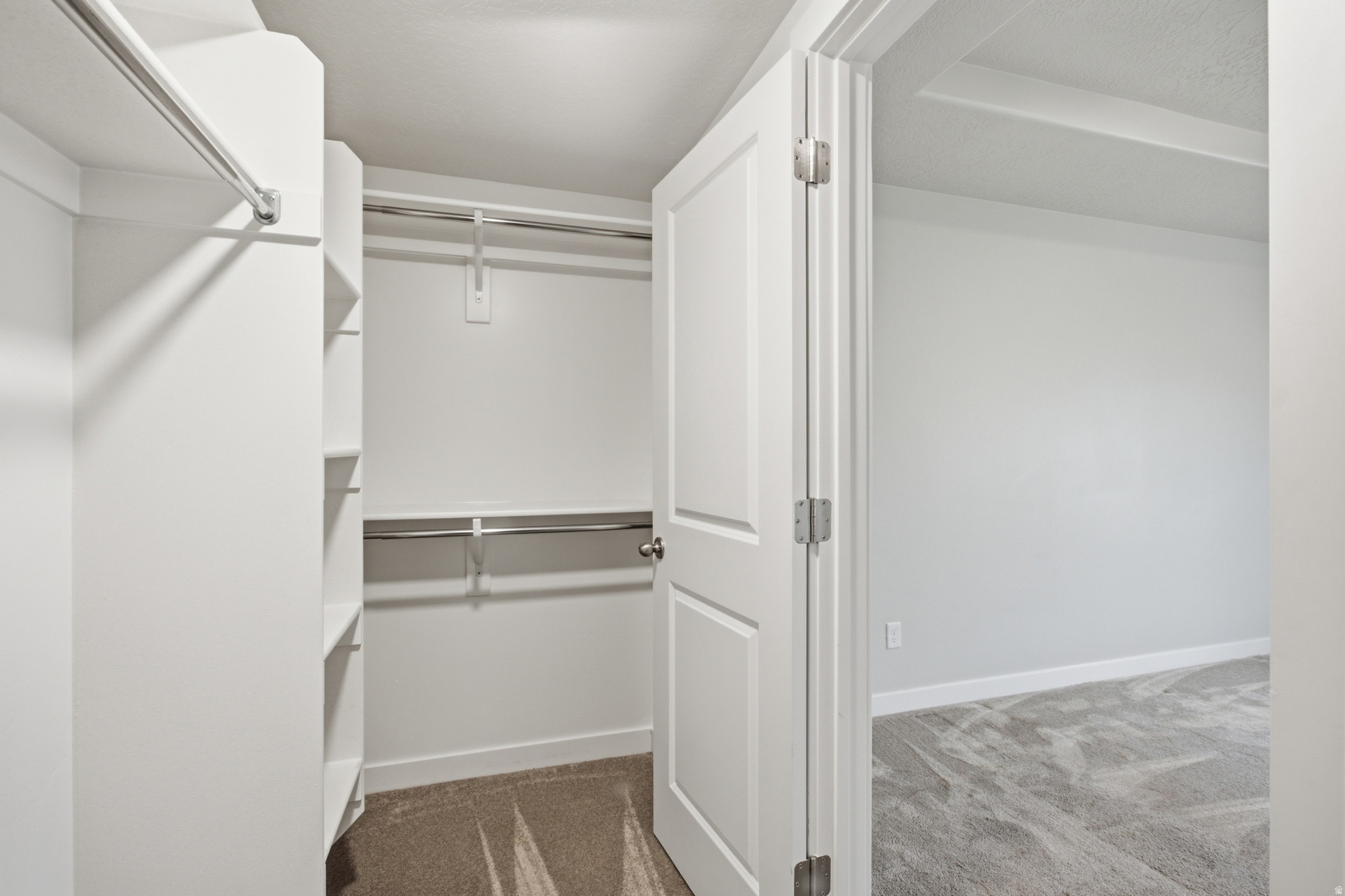 DEL MONTE TOWNHOMES - Residential