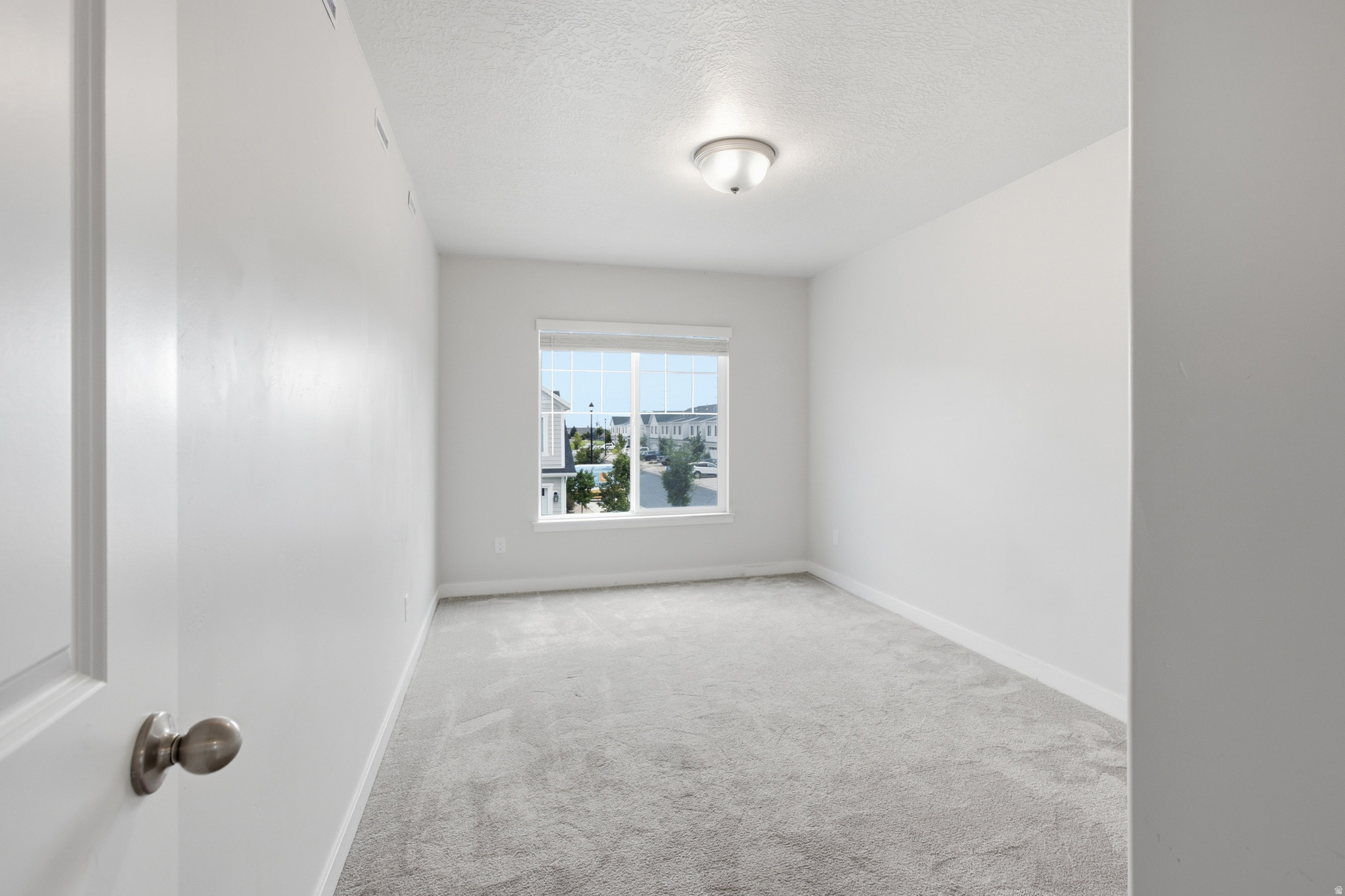 DEL MONTE TOWNHOMES - Residential