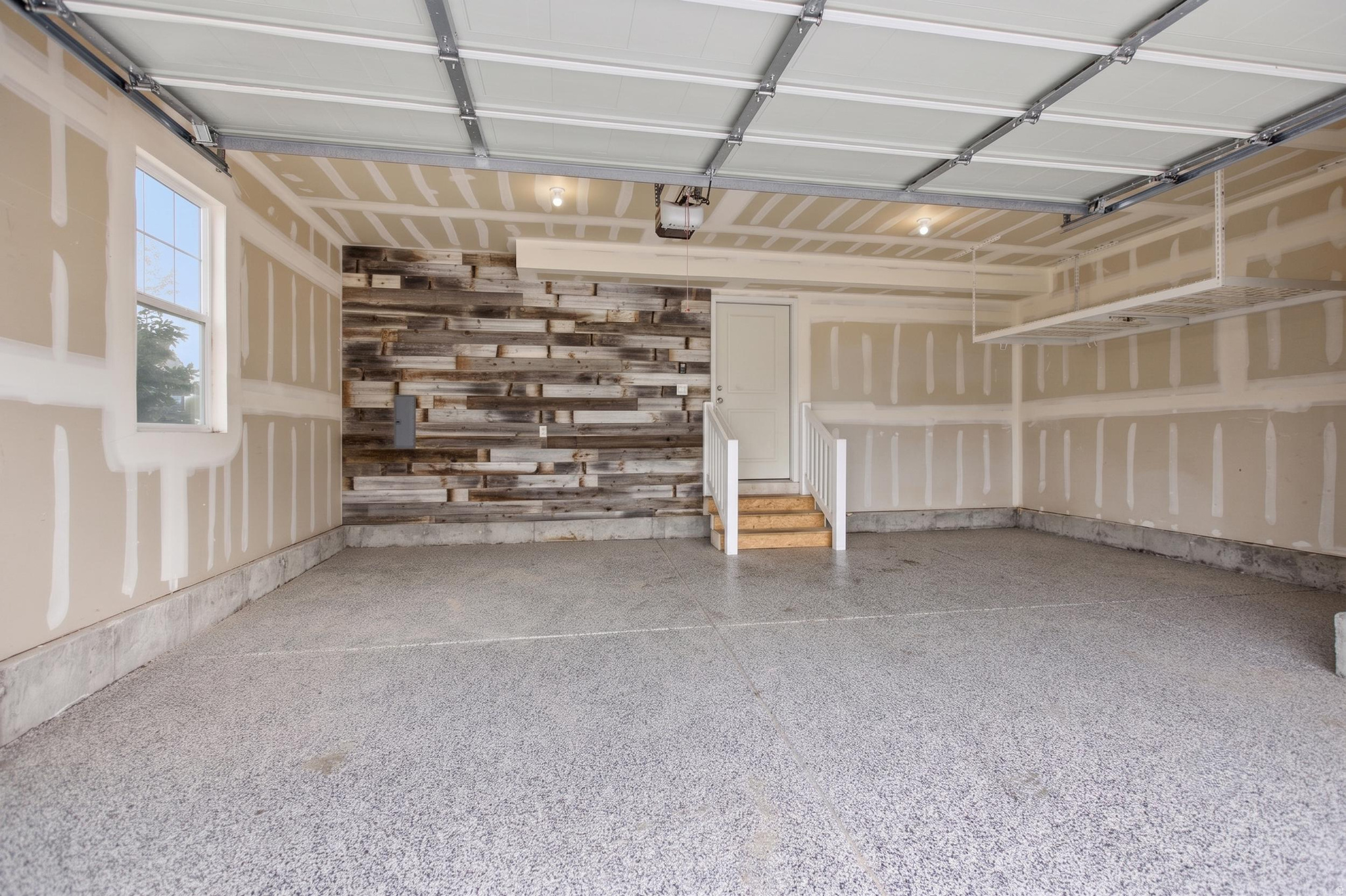 DEL MONTE TOWNHOMES - Residential