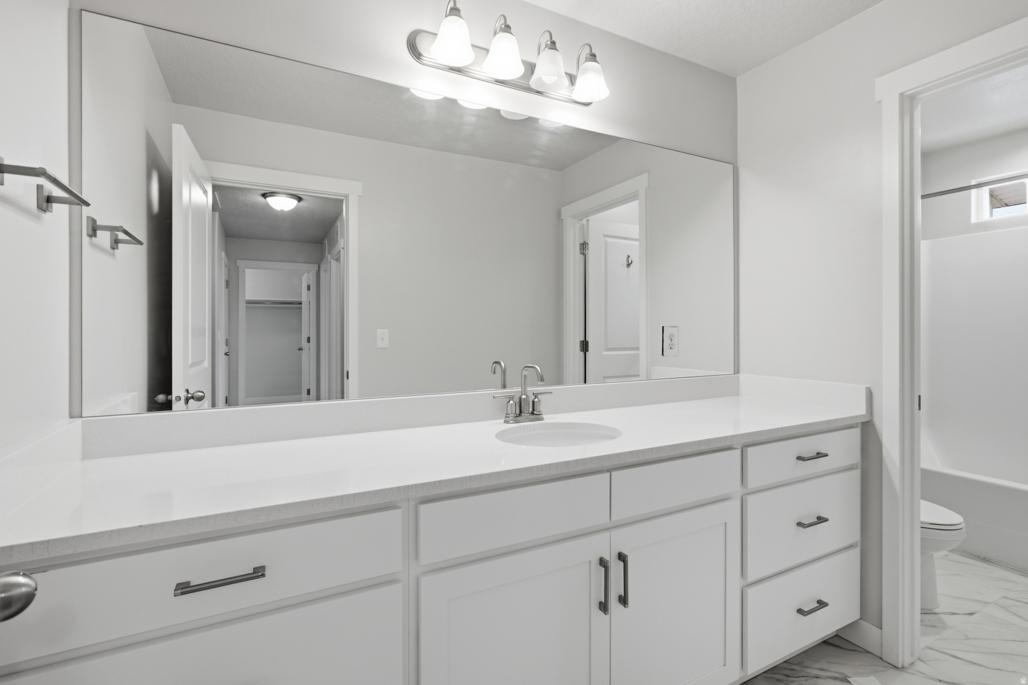 DEL MONTE TOWNHOMES - Residential
