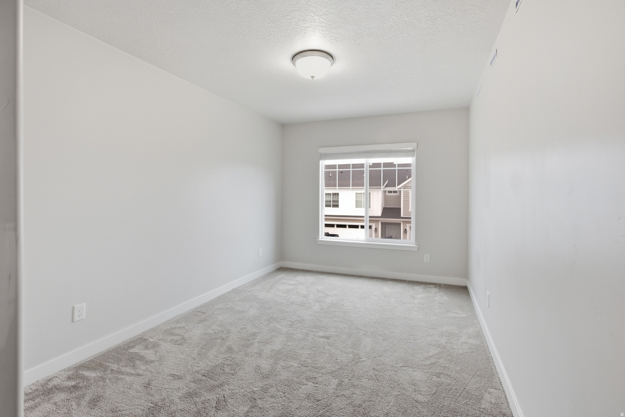 DEL MONTE TOWNHOMES - Residential