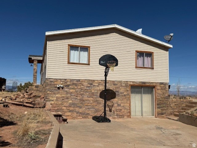 WEST VIEW ACRES - Residential