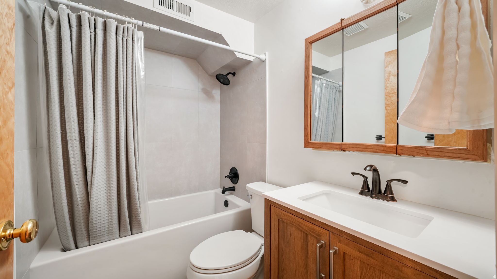 MOUNTAIN VIEW ESTATES - Residential