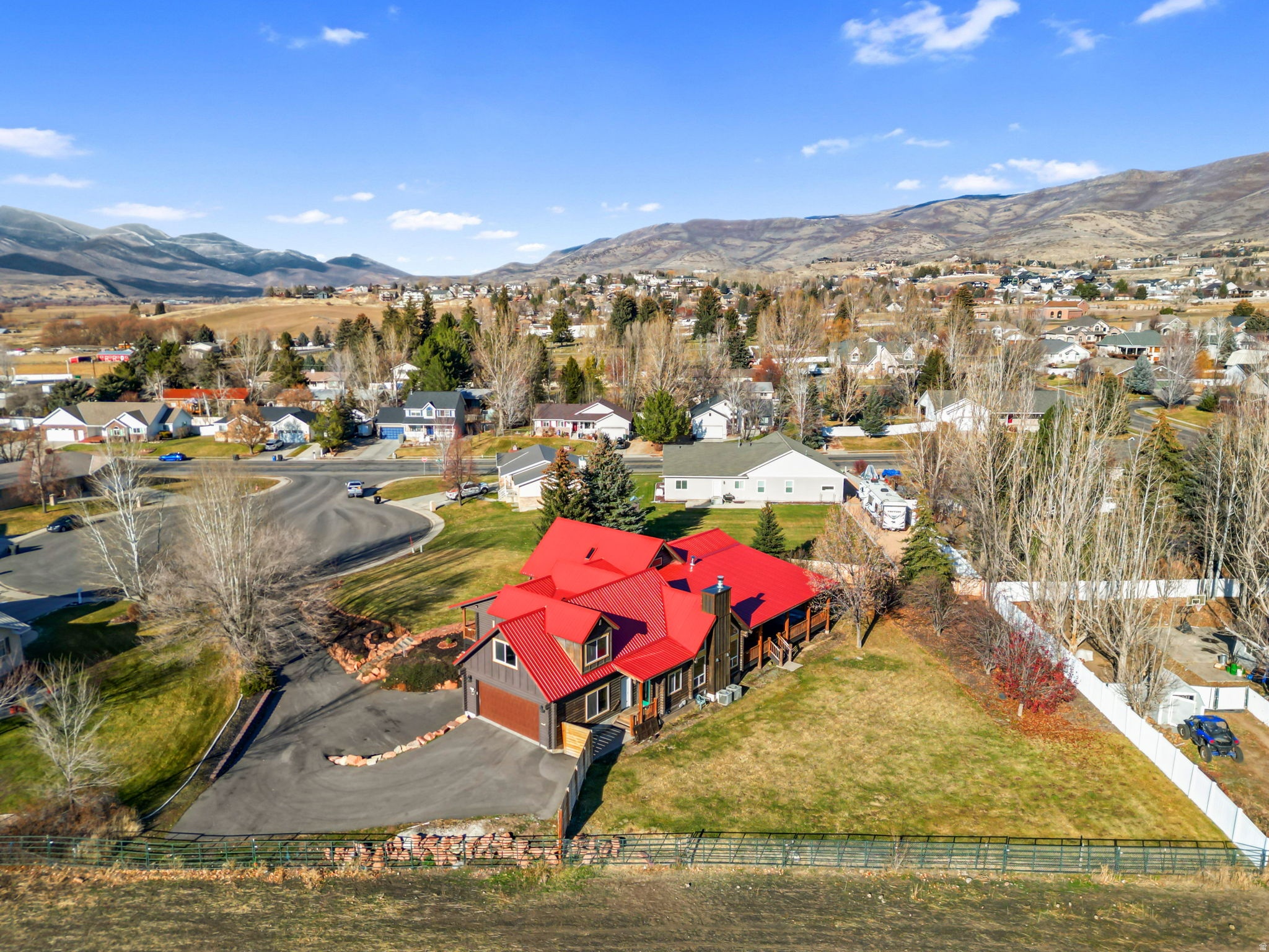 MOUNTAIN VIEW ESTATES - Residential