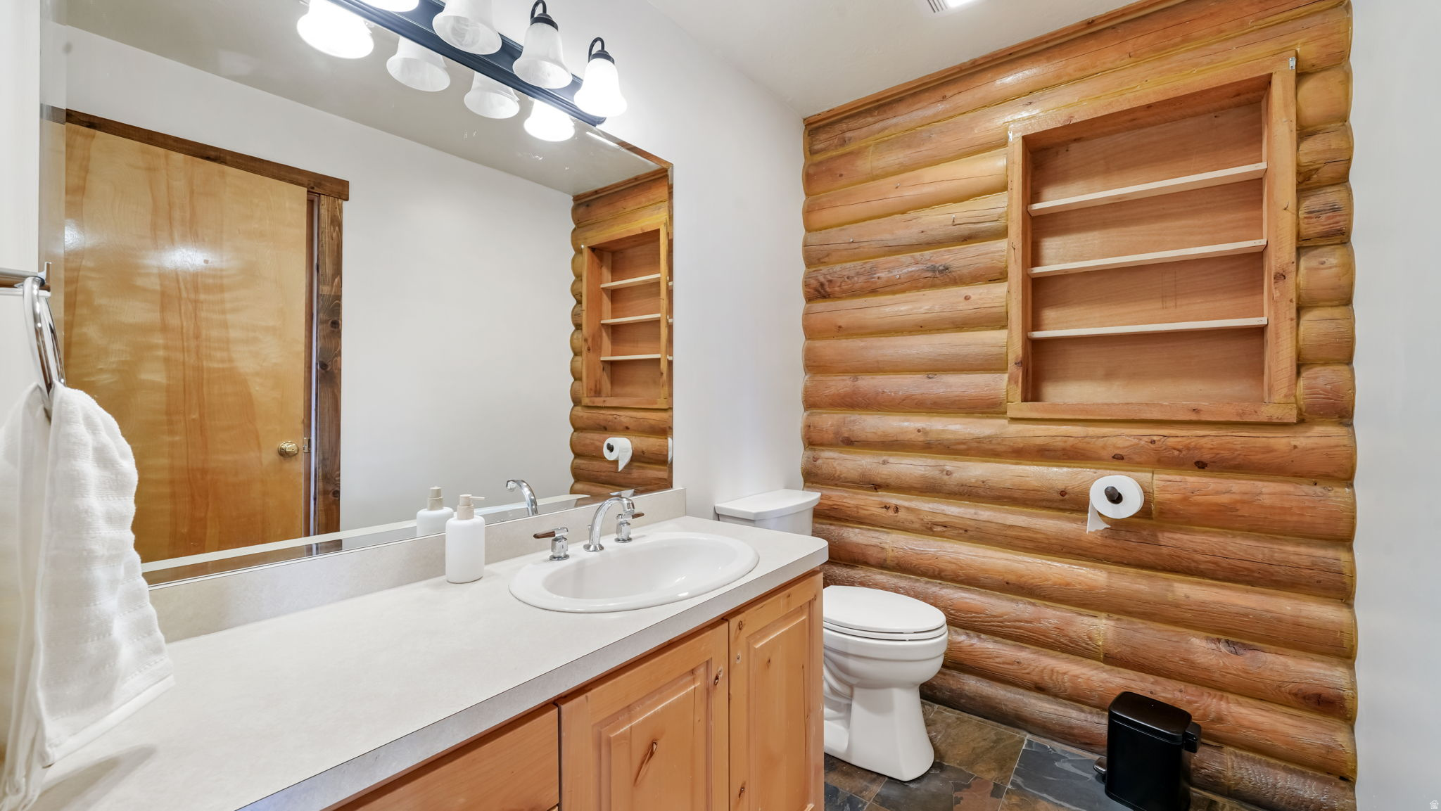 MOUNTAIN VIEW ESTATES - Residential