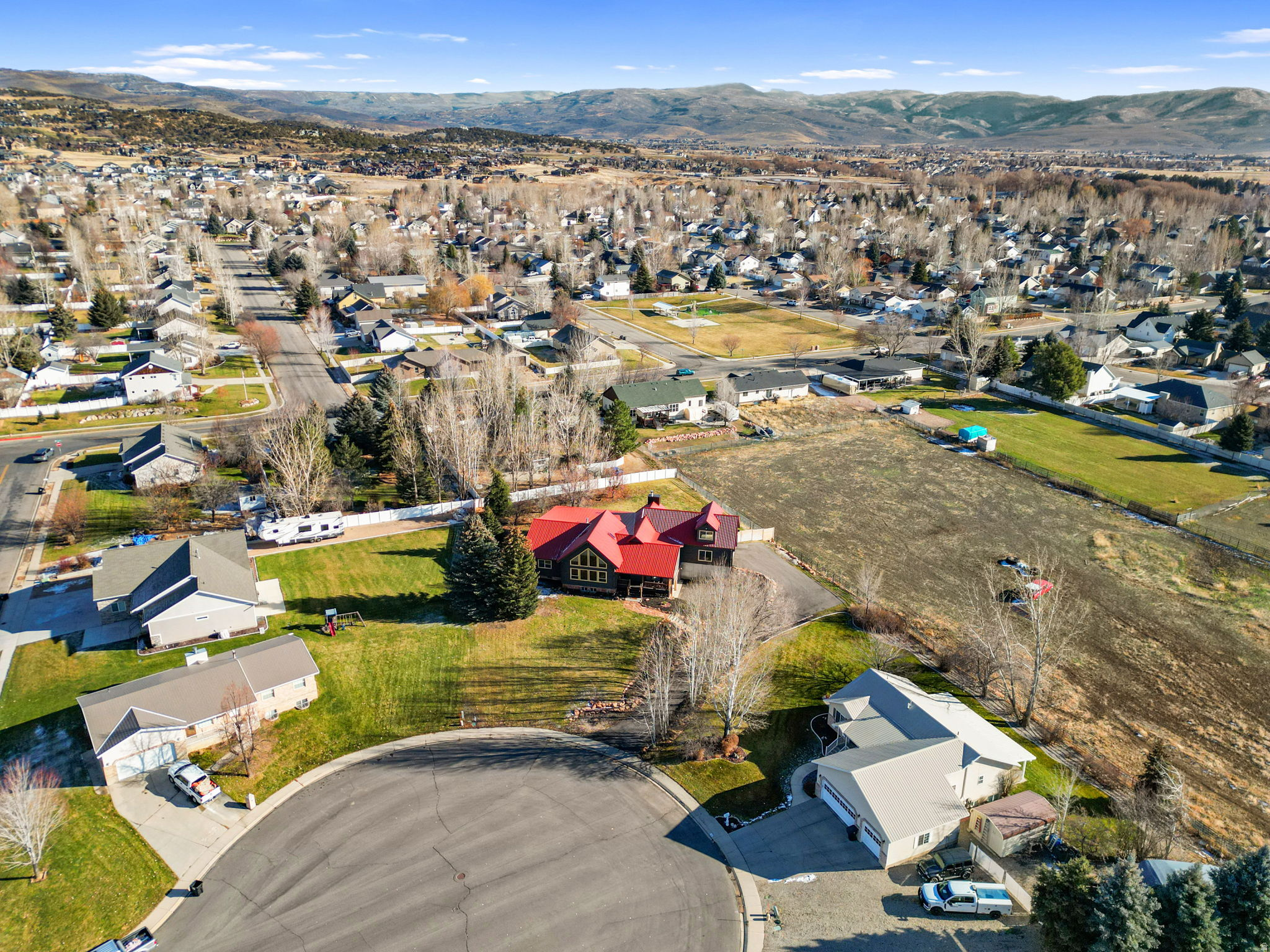 MOUNTAIN VIEW ESTATES - Residential