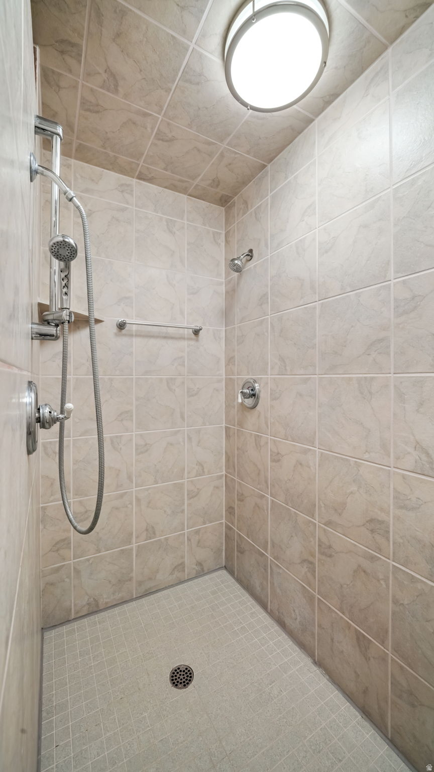 MOUNTAIN VIEW ESTATES - Residential
