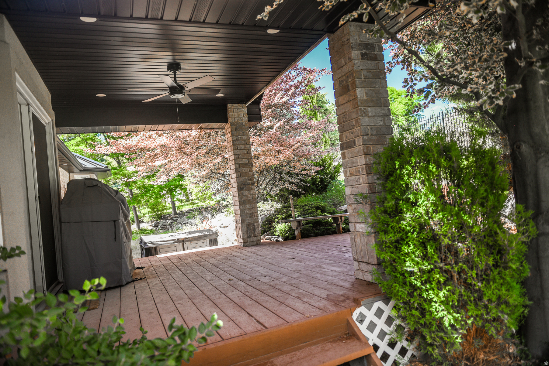 LAKEVIEW RIDGE SUBDI - Residential