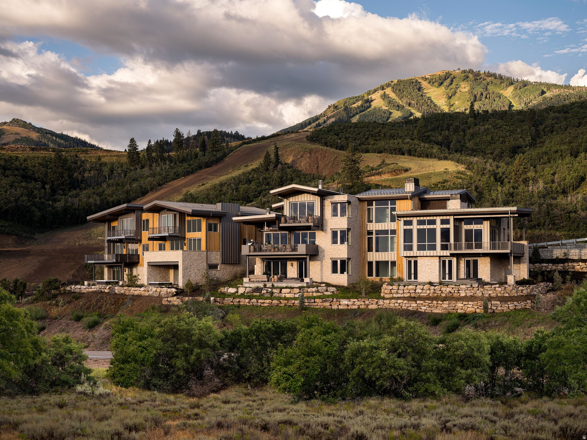 VELVAERE - Residential
