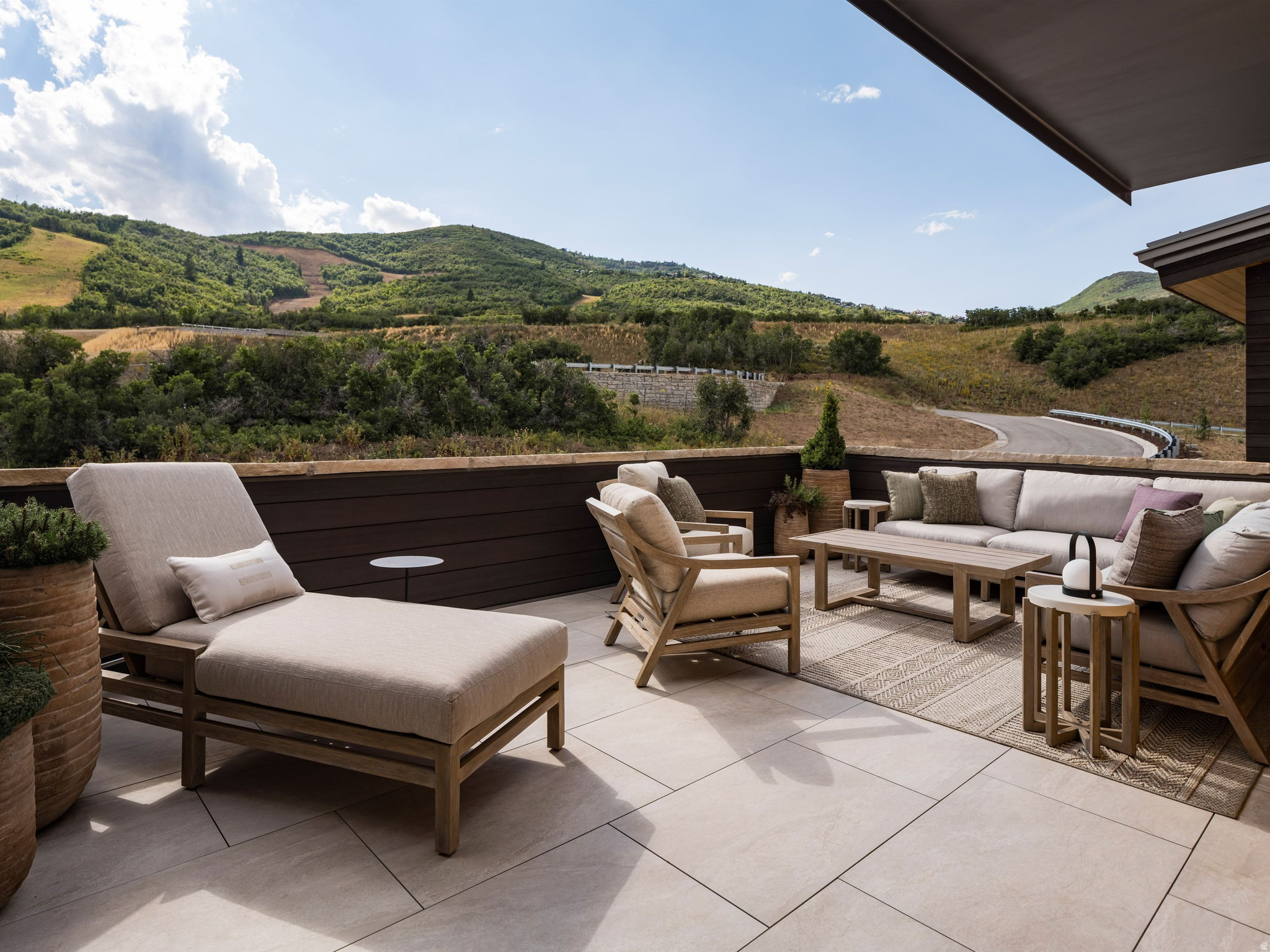 VELVAERE - Residential