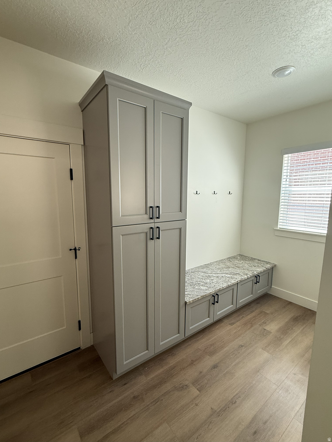 LAKEVIEW HEIGHTS - Residential