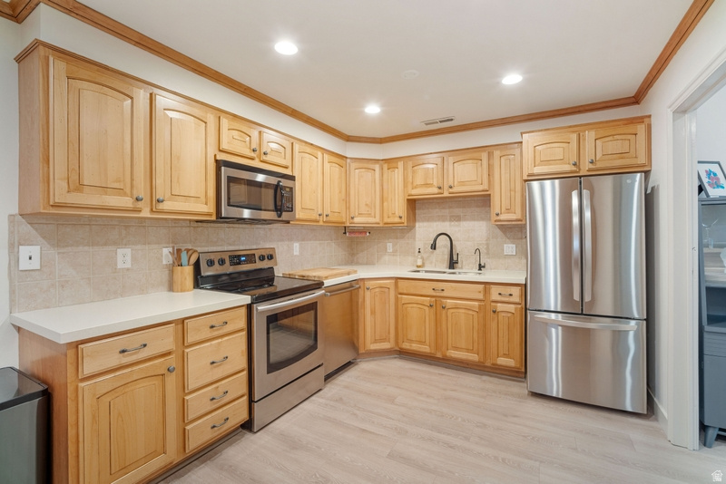 OAKWOOD GARDENS - Residential