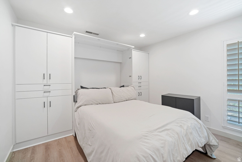 OAKWOOD GARDENS - Residential