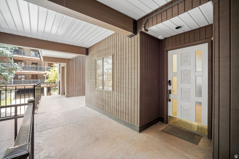 OAKWOOD GARDENS - Residential