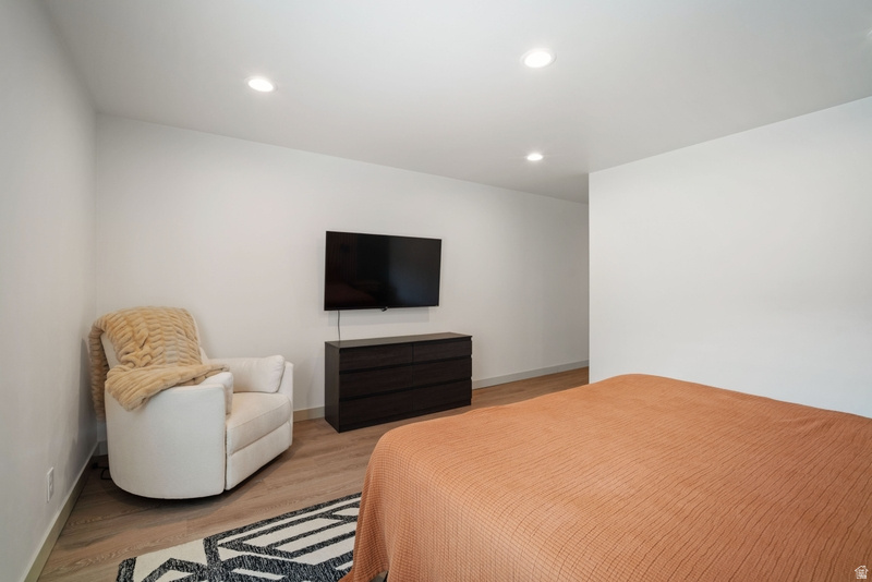 OAKWOOD GARDENS - Residential