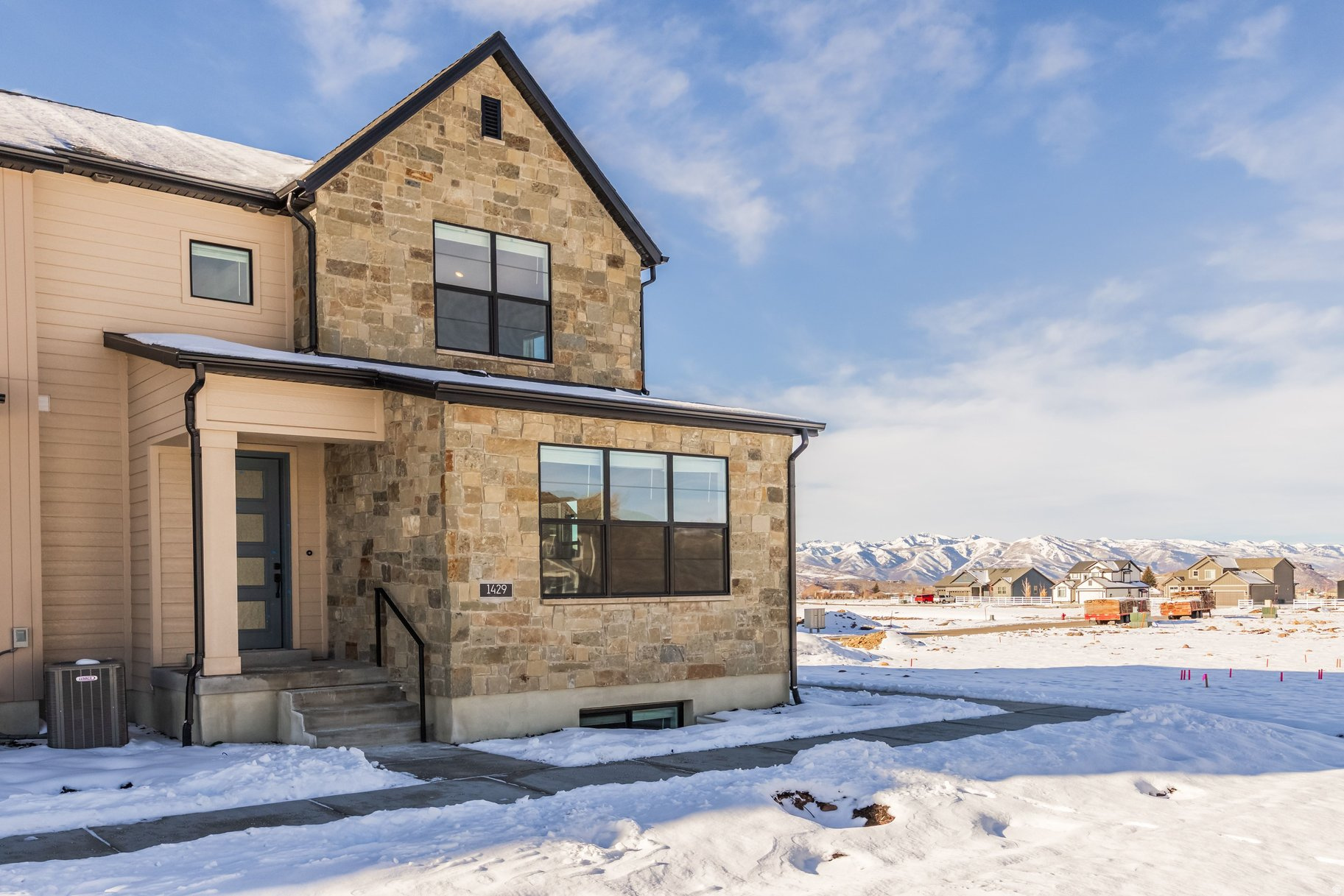 STEWART RANCHES TOWNS 318 - Residential